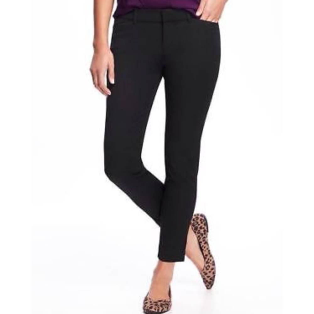 Old navy Pixie Ankle Length Chinos NWT